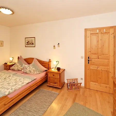 Zum Sonnenhugel Apartmán *